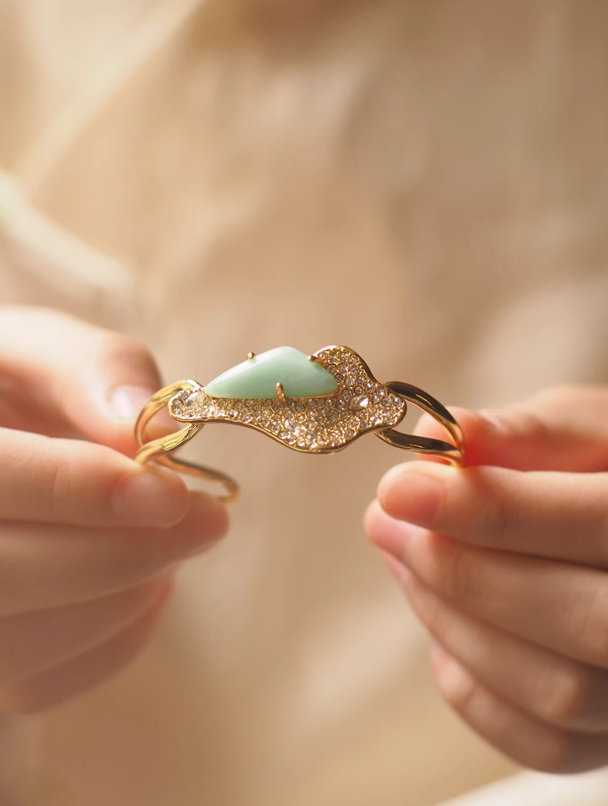 Milky Aquamarine Vintage Bracelet